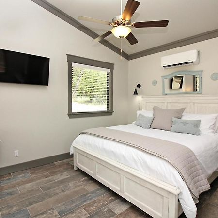 Green Acres Cottages - Fredericksburg Suite Wimberley Buitenkant foto